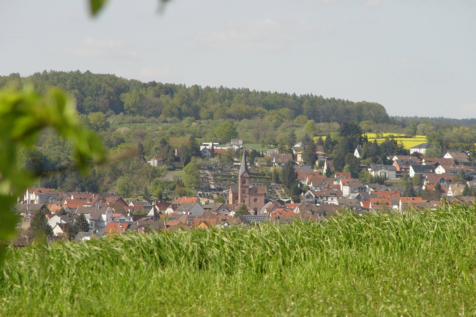 This is a photograph of an architectural monument.It is on the list of cultural monuments of Bayern, no. D-6-71-121-9 | Goldbach in Germany