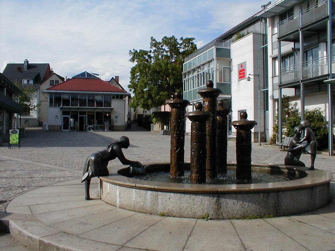 Brunnen auf dem Marktplatz von Hösbach | Hösbach in Germany