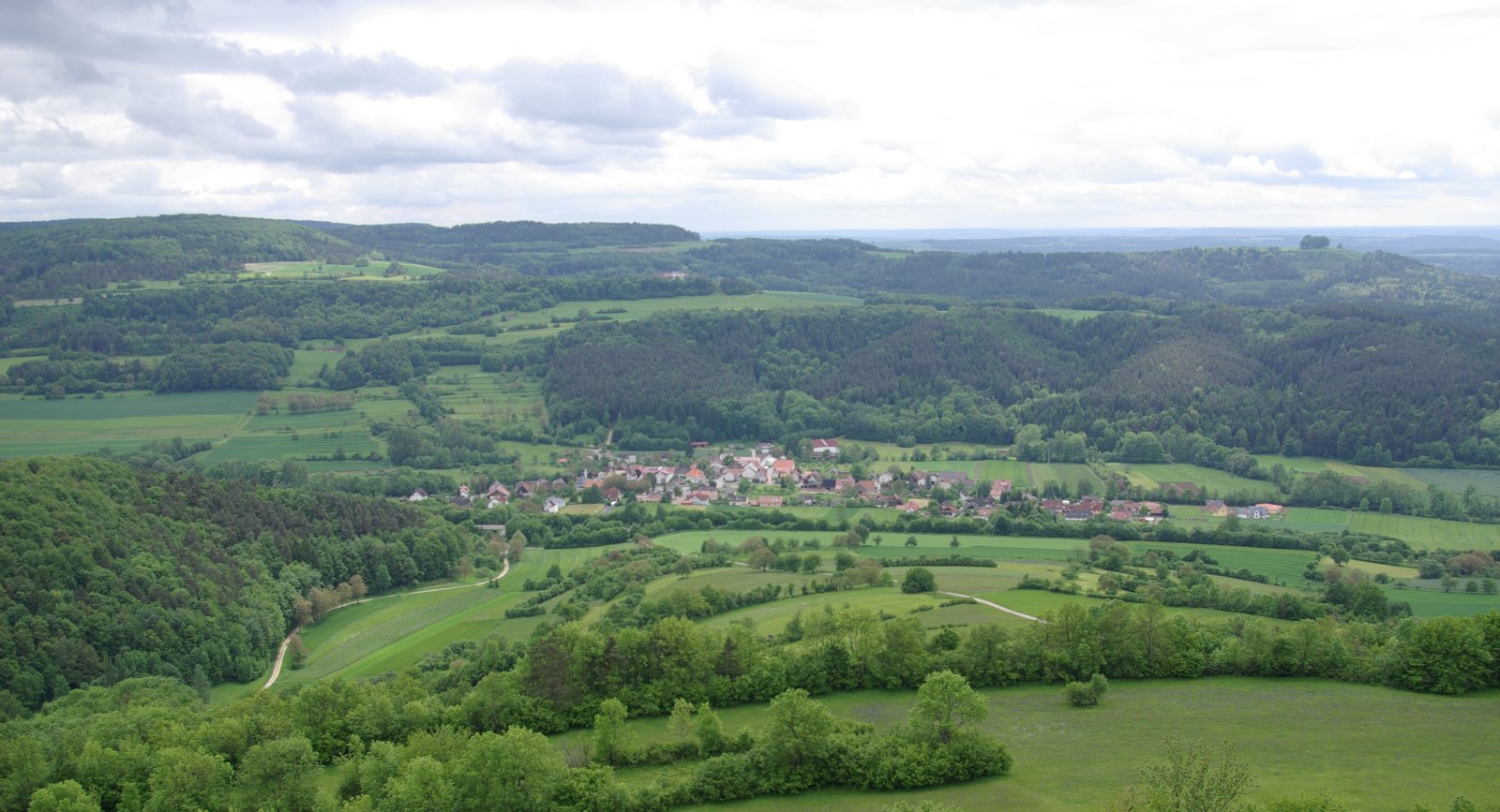 Blick vom Staffelberg auf den Bad Staffelsteiner Ortsteil Loffeld | Bad Staffelstein in Germany