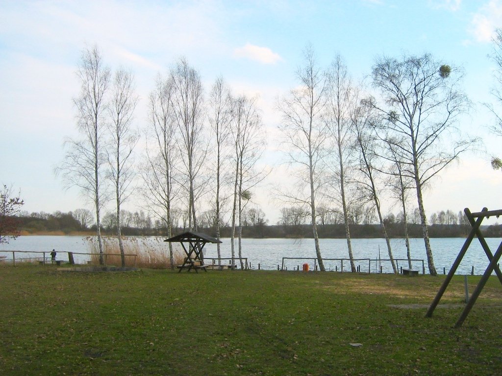 Der Löcknitzer See bei der kleinen Stadt Löcknitz im Landkreis Vorpommern-Greifswald (Pommern). | Löcknitz in Germany