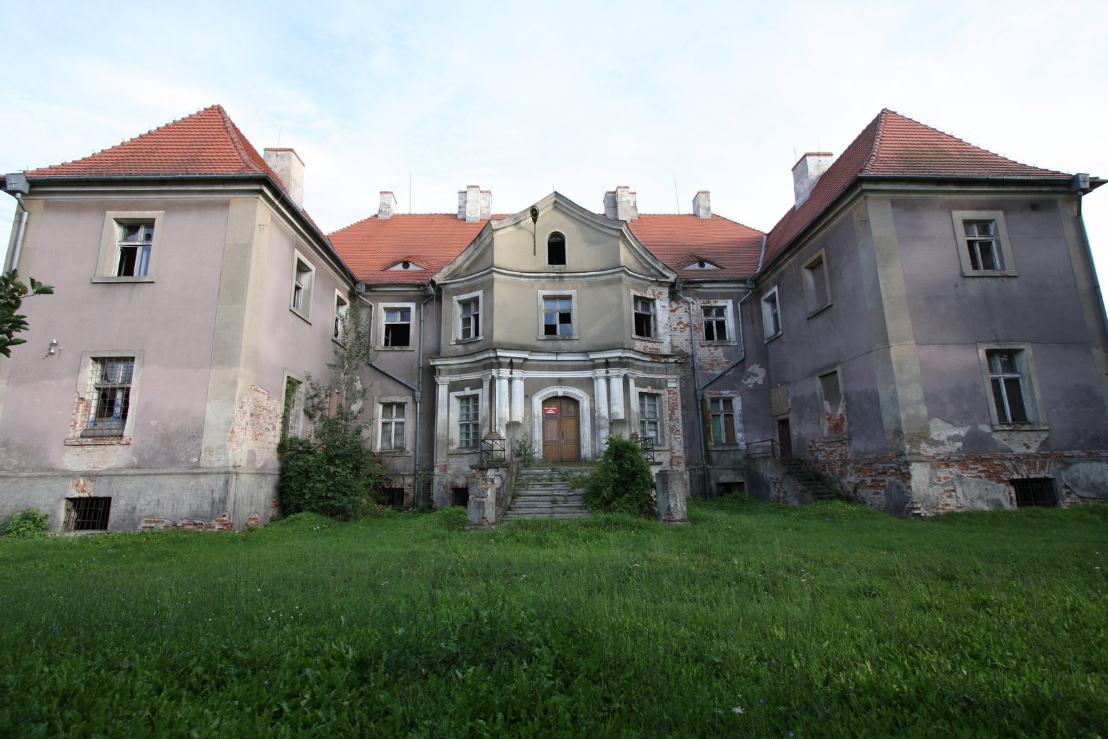 Kargowa, pałac, mur., 1731 (zabytek nr rejestr. 1004) | Kargowa in Poland