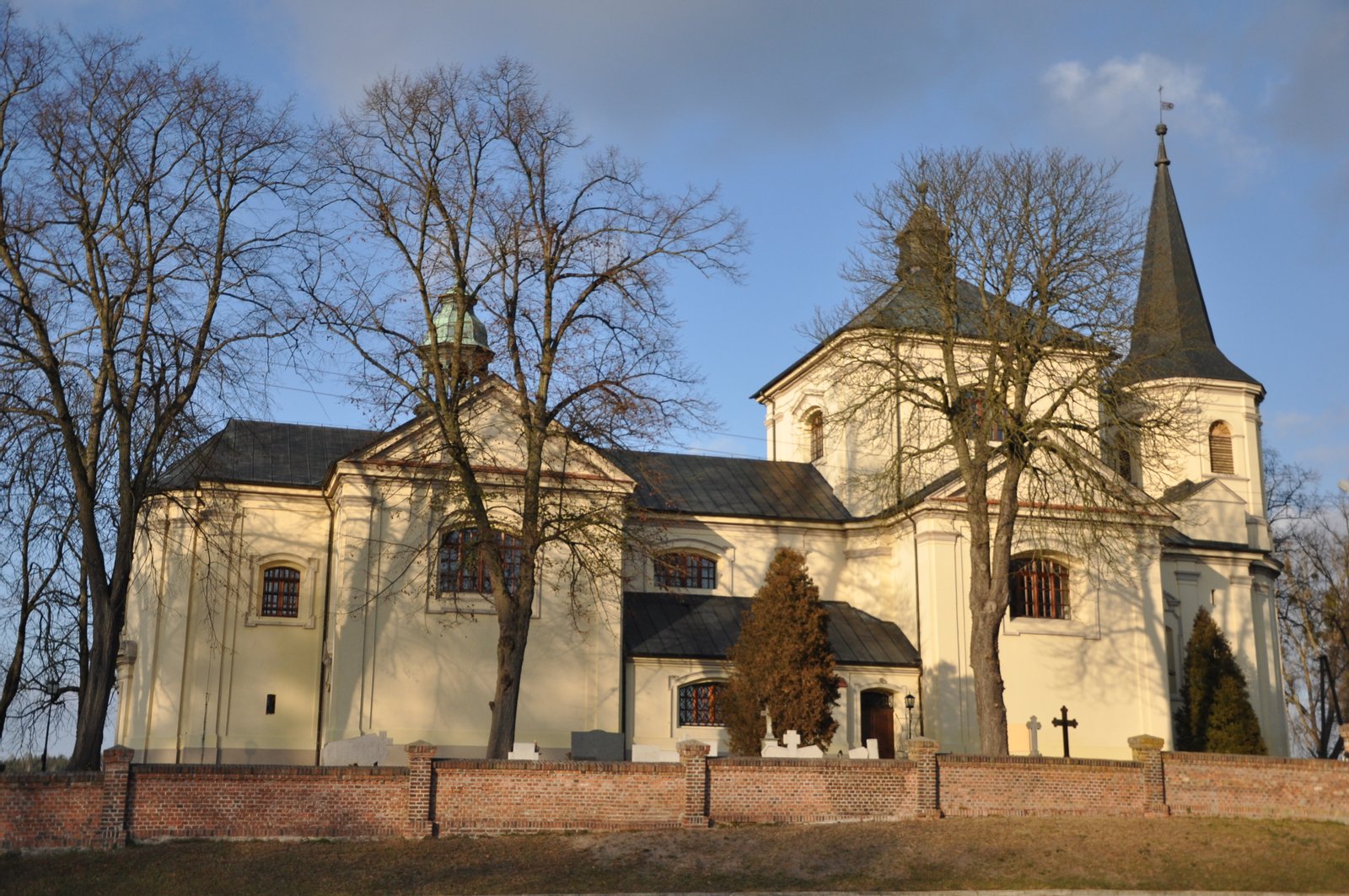 Kościół pod wezwaniem Św. Piotra i Pawła | Obrzycko in Poland