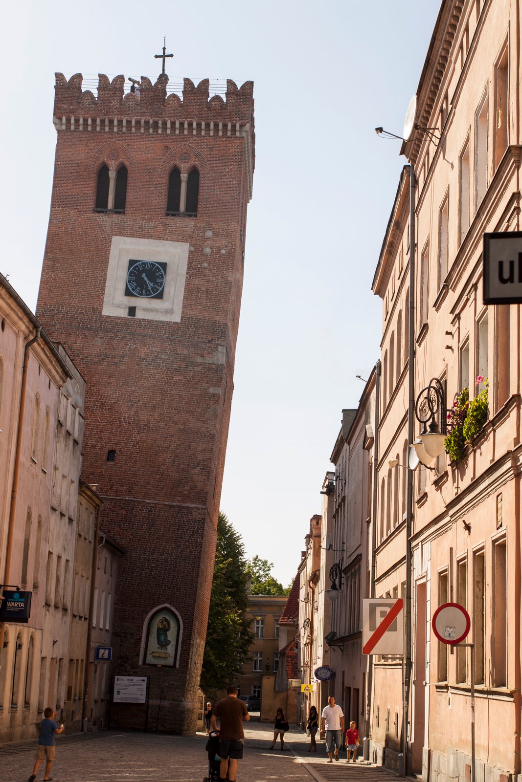 dzwonnica tzw. "Krzywa Wieża" przy kościele parafialnym
Ząbkowice Śl., św. Wojciecha 7, Ząbkowice Śląskie | Ząbkowice Śląskie in Poland