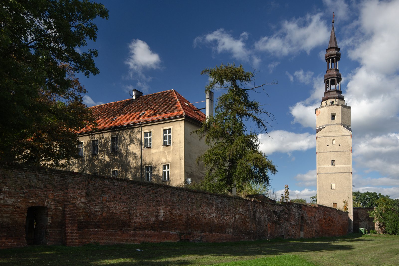 Ta fotografia przedstawia zabytek wpisany do rejestru zabytków pod numerem ID | Bierutów in Poland