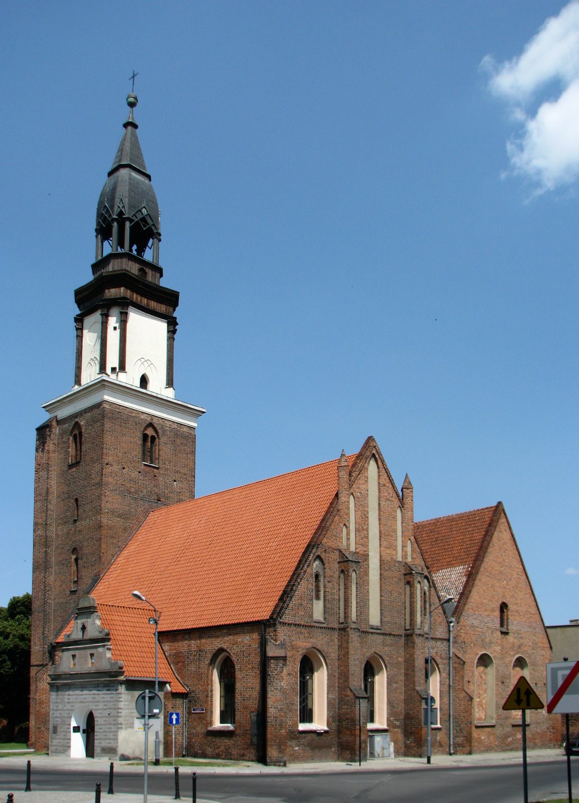 This is a photo of a monument in Poland identified by the ID | Oleśnica in Poland