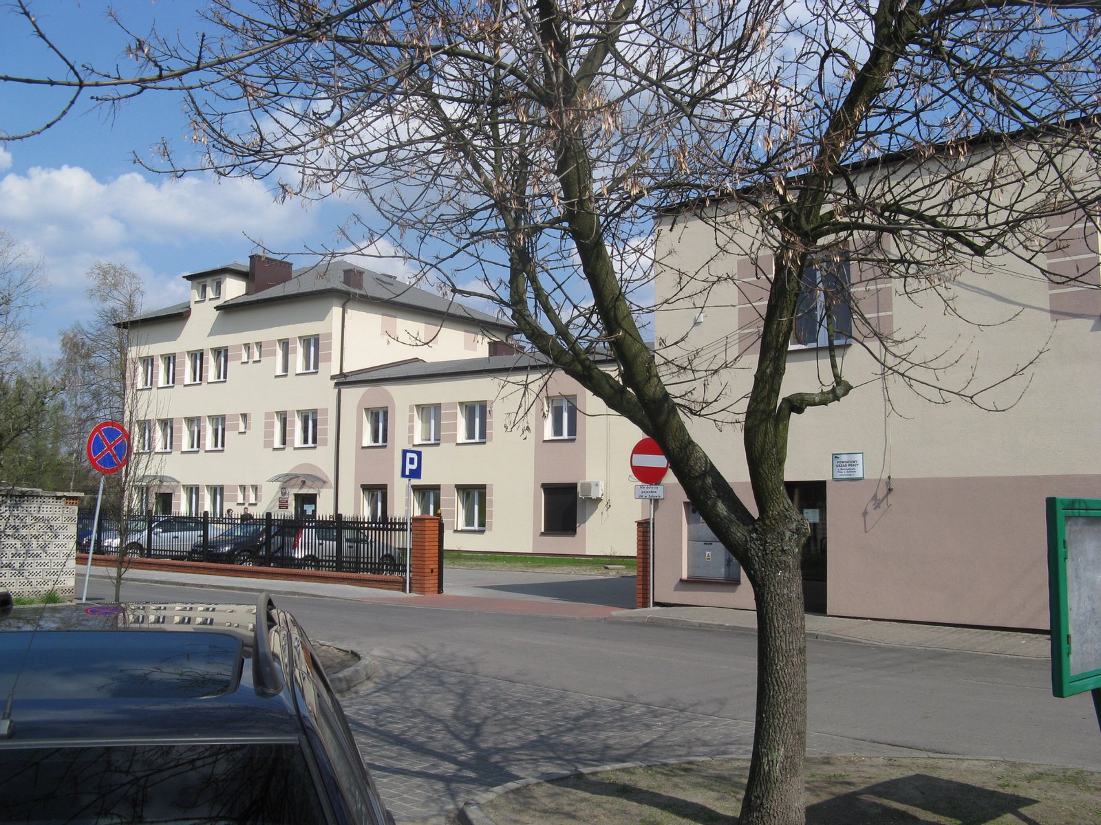 Nowy budynek Urzędu Gminy Zelów | Zelów in Poland