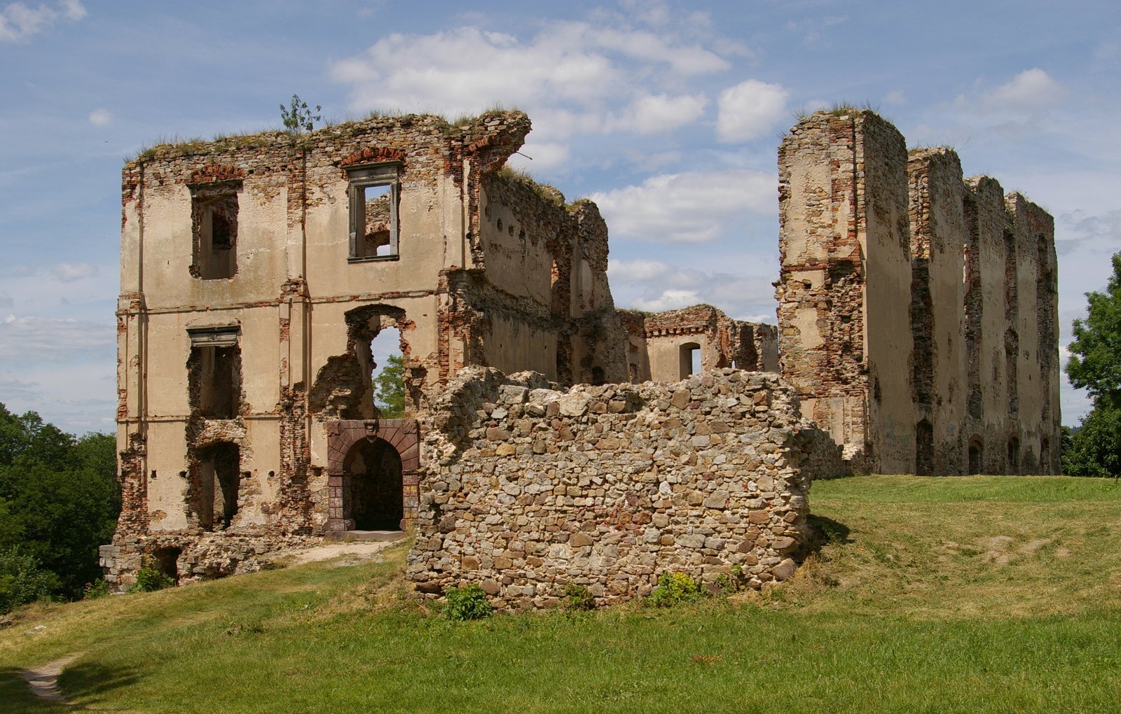 Ruins of the castle in Bodzentyn, Poland | Bodzentyn in Poland