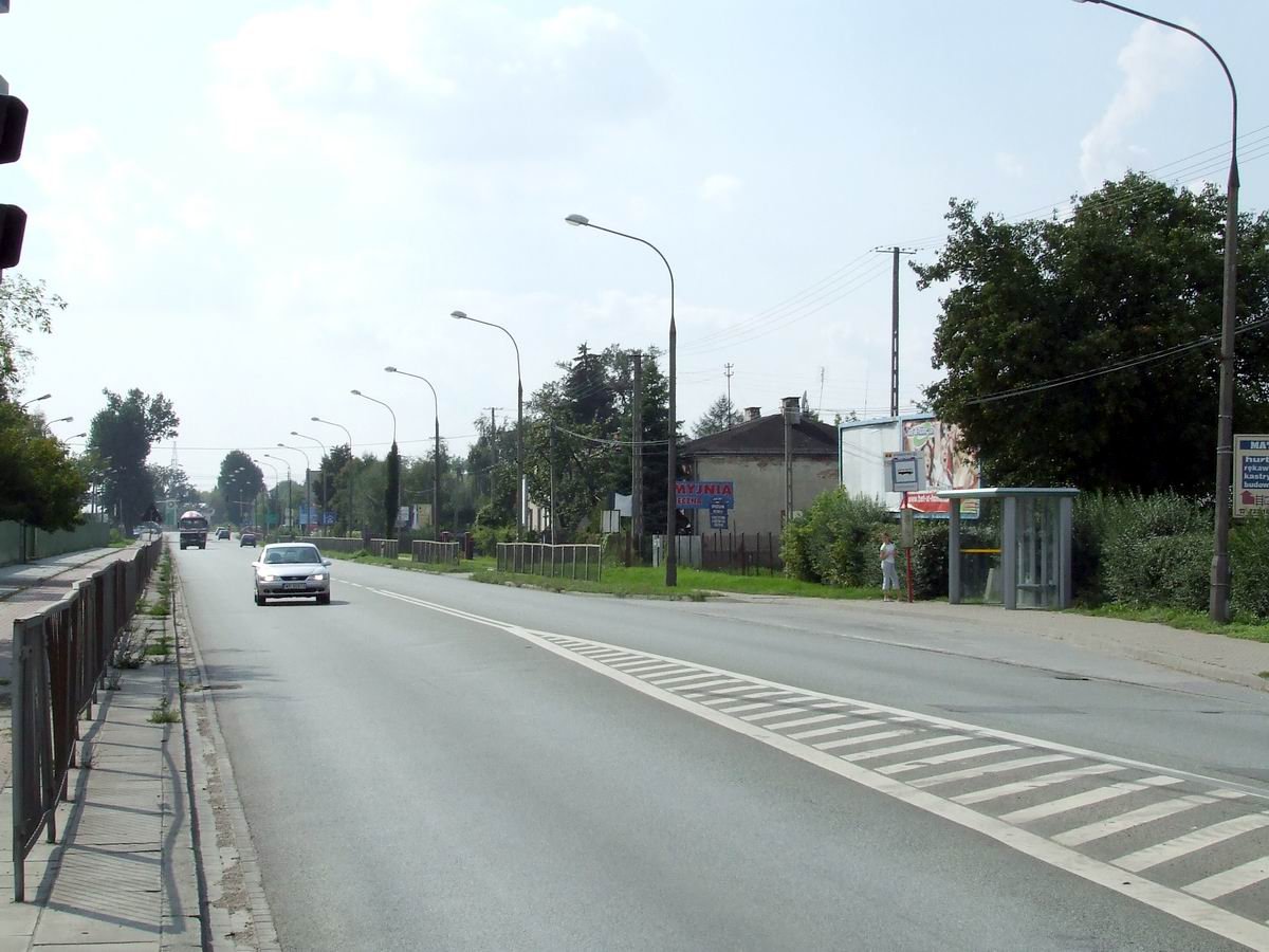 Ożarów Mazowiecki, szosa poznańska - ulica Poznańska | Ożarów Mazowiecki in Poland