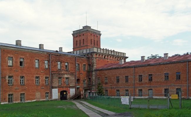 Fragment cytadeli twierdzy Modlin z wieżą czerwoną | Nowy Dwór Mazowiecki in Poland