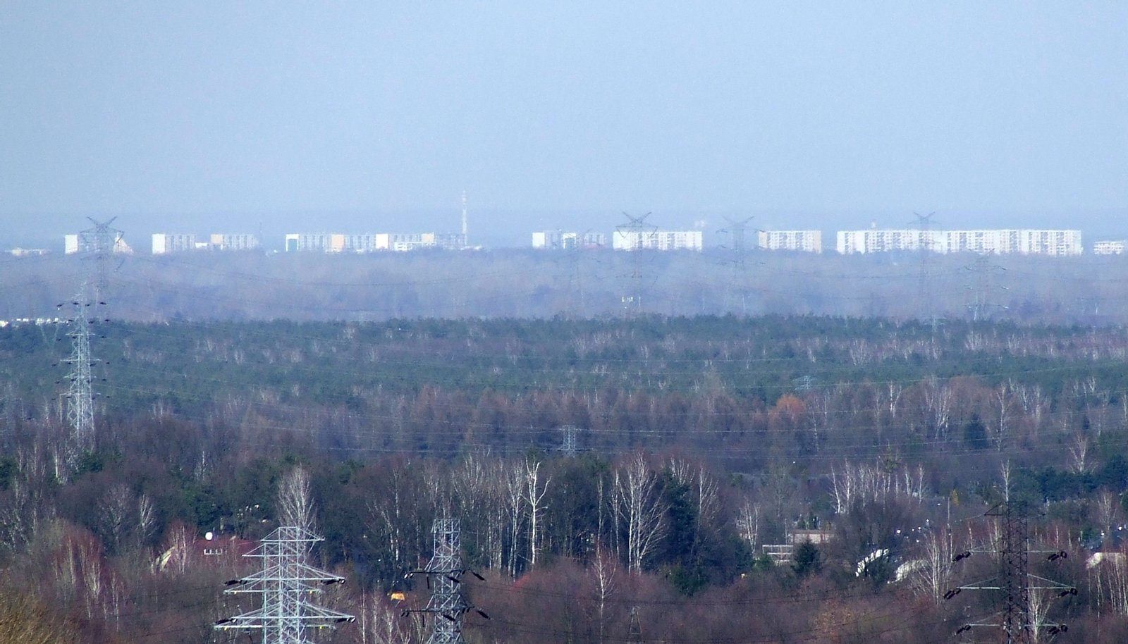 Legionowo (Osiedle Jagiellońska) widziane z Góry Śmieciowej na Radiowie | Legionowo in Poland