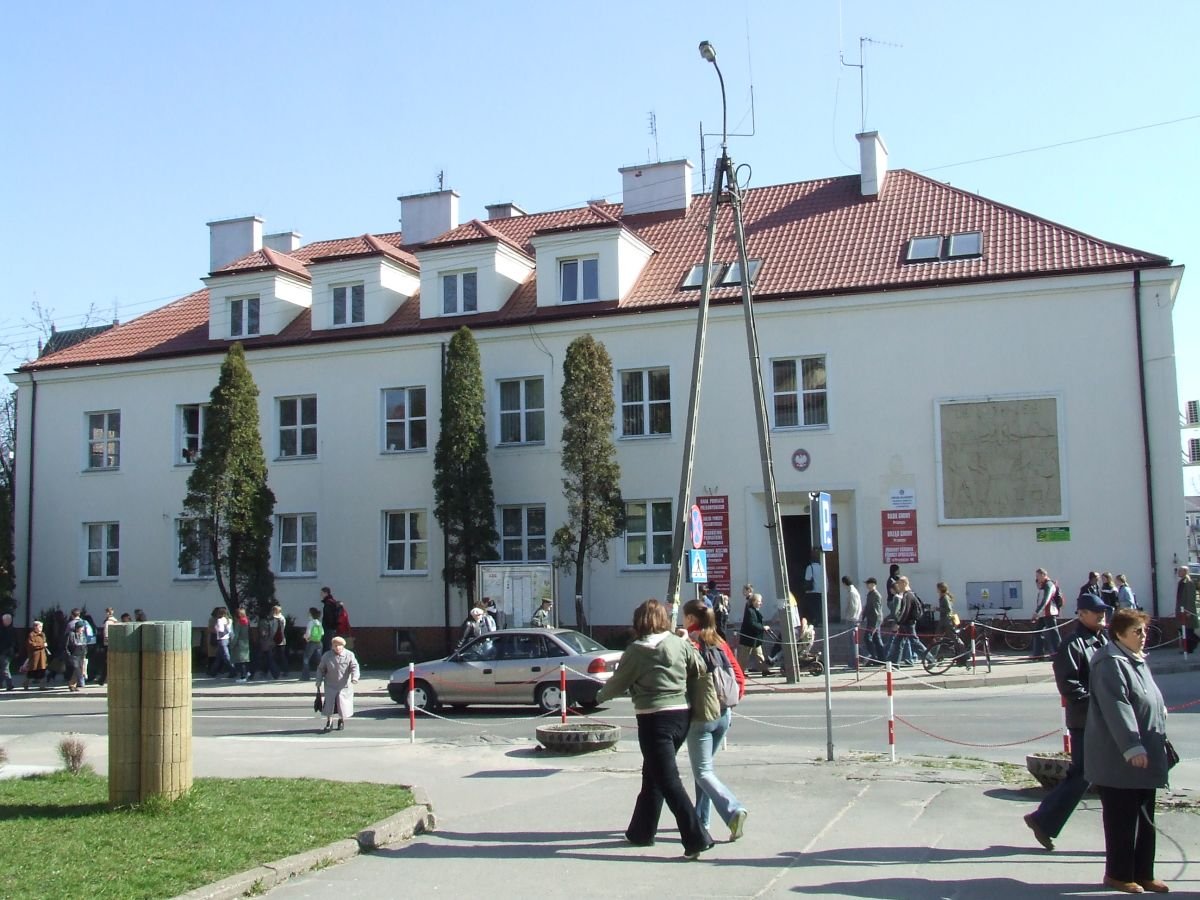 siedziba władz gminy Przasnysz i powiatu przasnyskiego ul. Kilińskiego 2 | Przasnysz in Poland