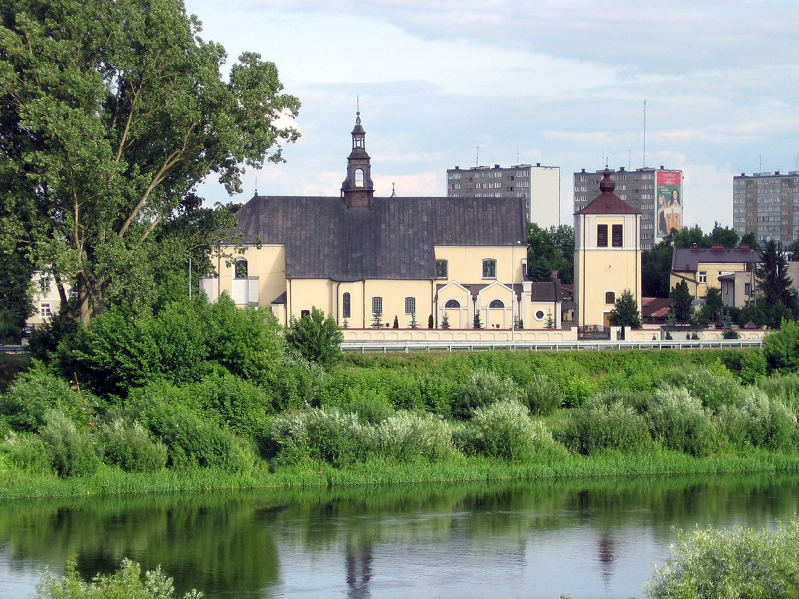 Ostrołęka, kościół farny - widok ze "starego mostu". | Ostrołęka in Poland