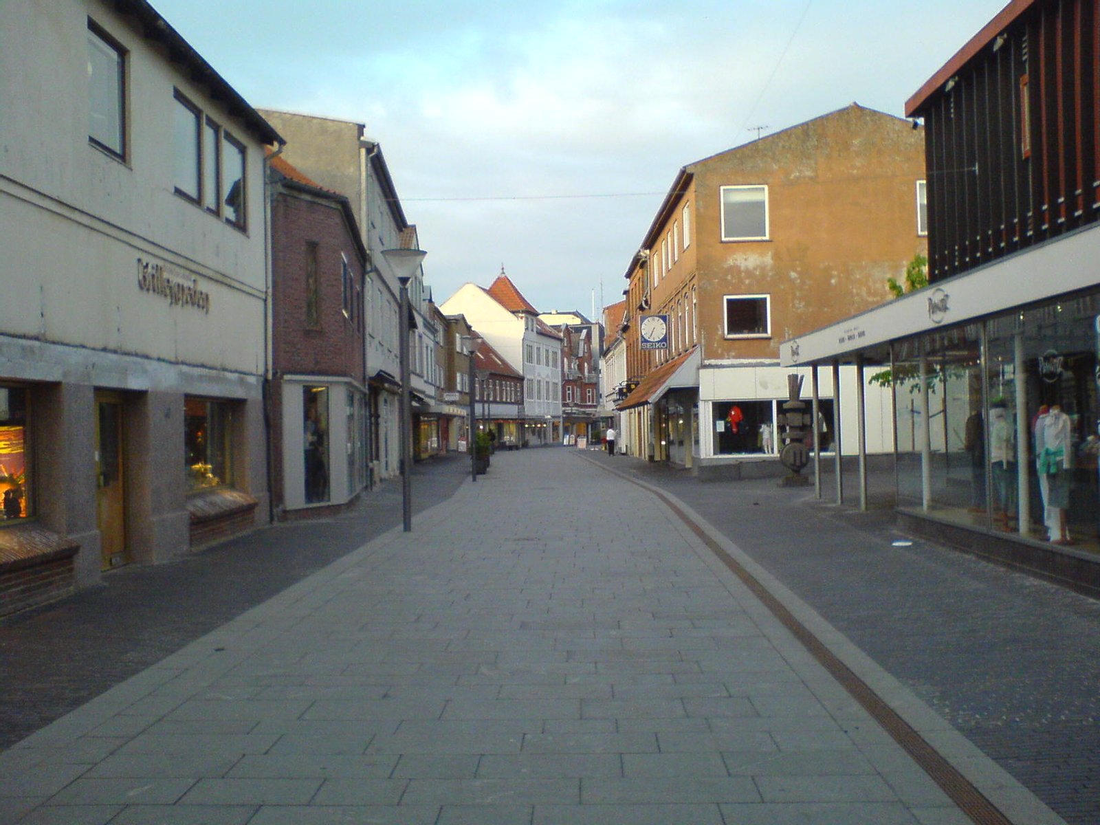 Odder GÃ¥gade om aftenen, maj 2007 | Odder in Denmark