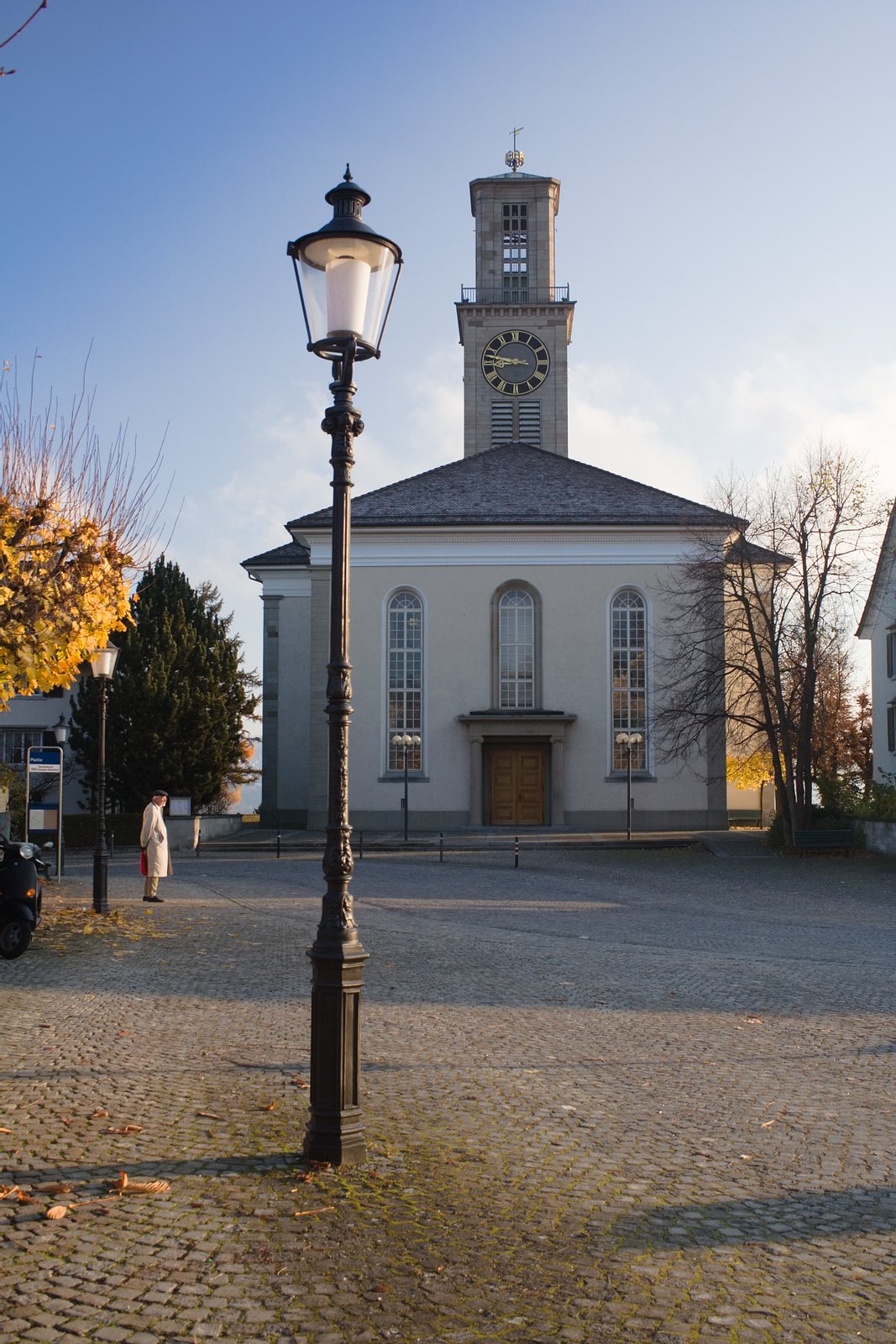 Reformierte Kirche Thalwil, SchweizArchitekten Matthias Wieland und Schmied, Änderungsvorschläge von Ferdinand Stadler | Thalwil in Switzerland