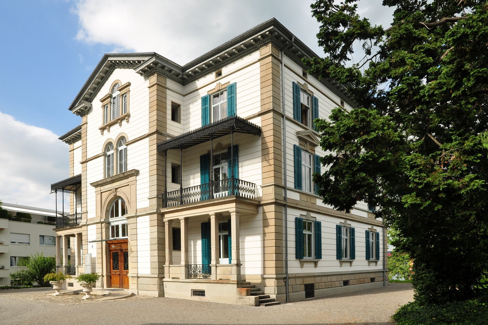 Sogenanntes «Jenny Schloss» mit Nebenbauten, Mühlebachstrasse 51b in Thalwil (Schweiz) | Thalwil in Switzerland