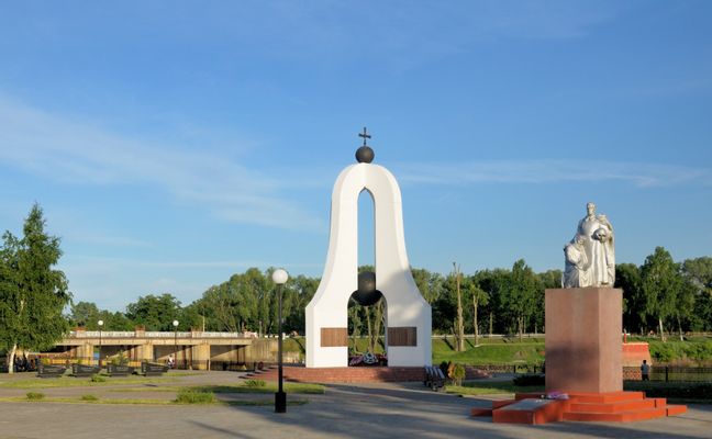 The monument to the fallen in World War II at Dobrush, Belarus | Dobrush in Belarus
