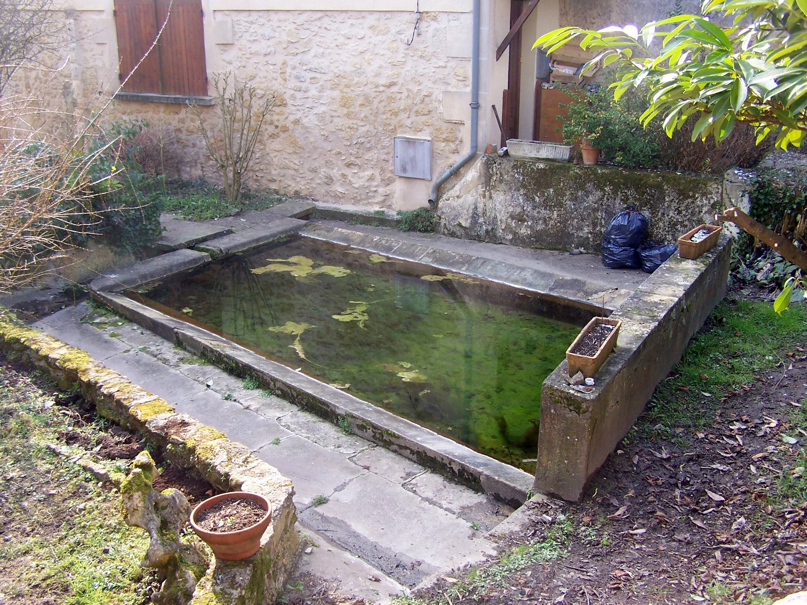 Lavoir de Mérigon à Saint-Pierre-d'Aurillac (Gironde, France) | Saint-Pierre-d'Aurillac in France