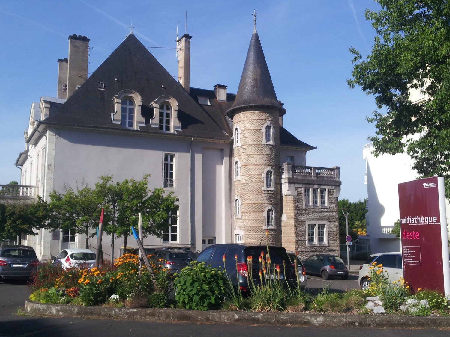 Médiathèque d'Este à Billère en 2019 | Billère in France