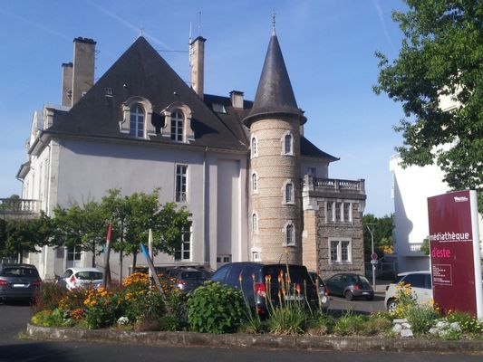 Médiathèque d'Este à Billère en 2019 | Billère in France