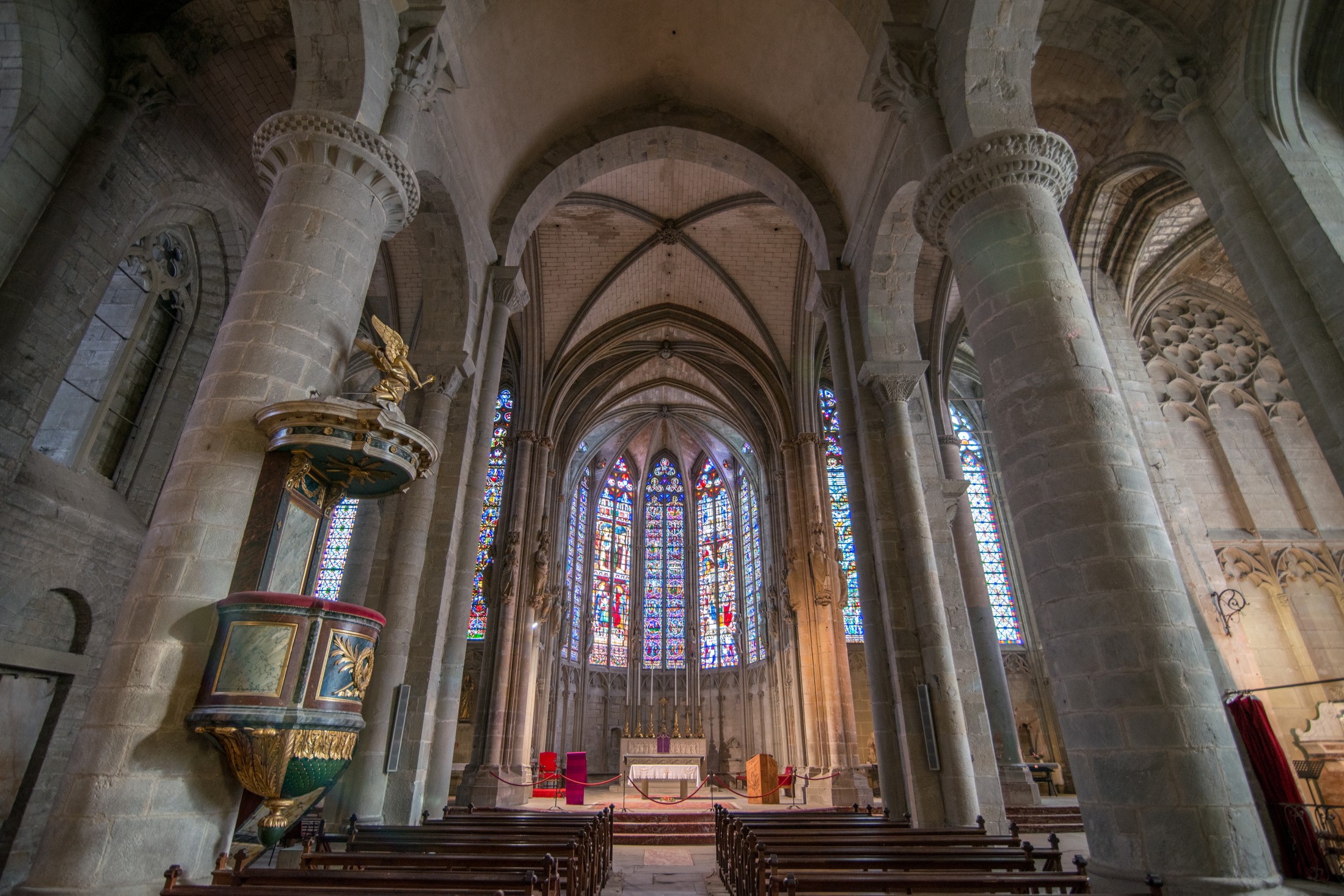 Basilica Saint-Nazaire | Saint-Nazaire in France