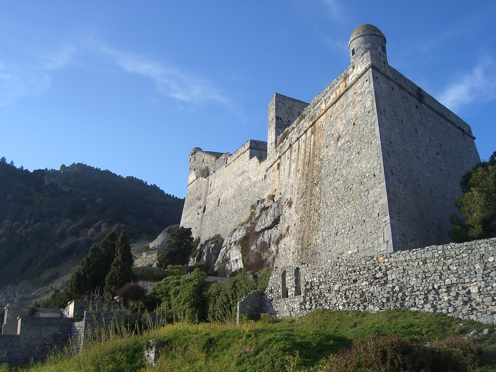 Portovenere, castello Doria | Parco naturale regionale di Porto Venere in Italy
