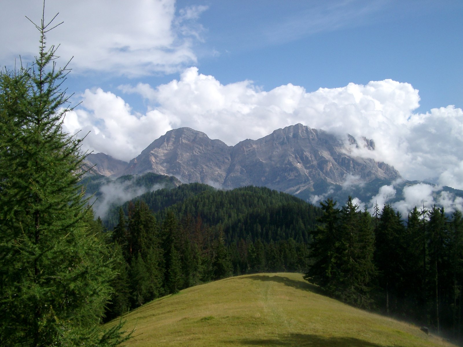 Neuner und Zehner von der Corspitze aus in de:Wengen (Südtirol) | Naturpark Fanes-Sennes-Prags - Parco Naturale Fanes-Sennes-Braies in Italy