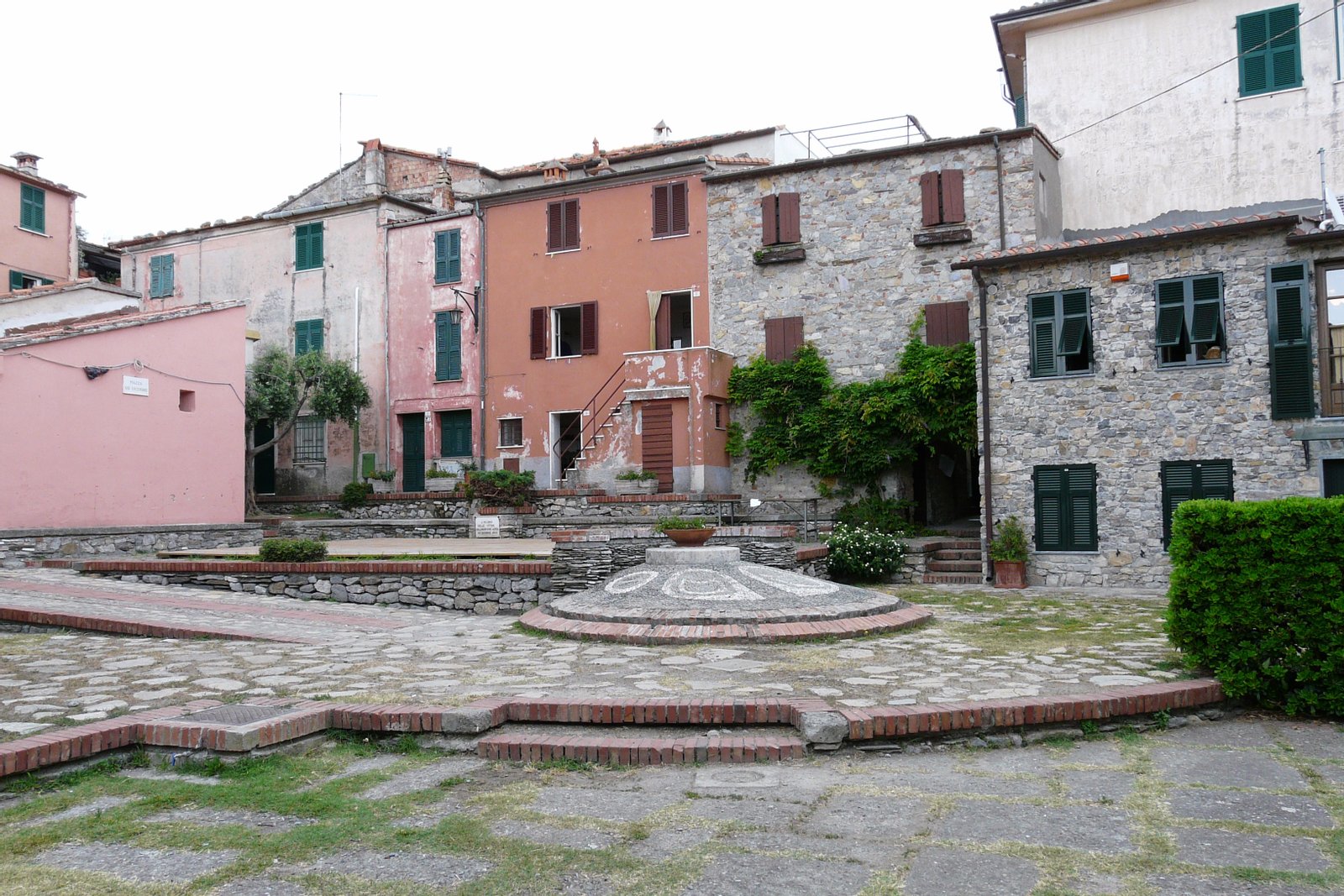 Montemarcello, Ameglia, Liguria, Italia | Montemarcello in Italy
