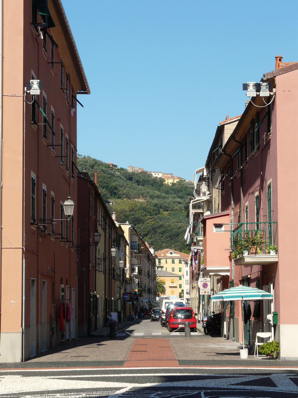 Scorcio di Via della Libertà presso la frazione di Riva Trigoso, Sestri Levante, Liguria, Italia | Riva Trigoso in Italy