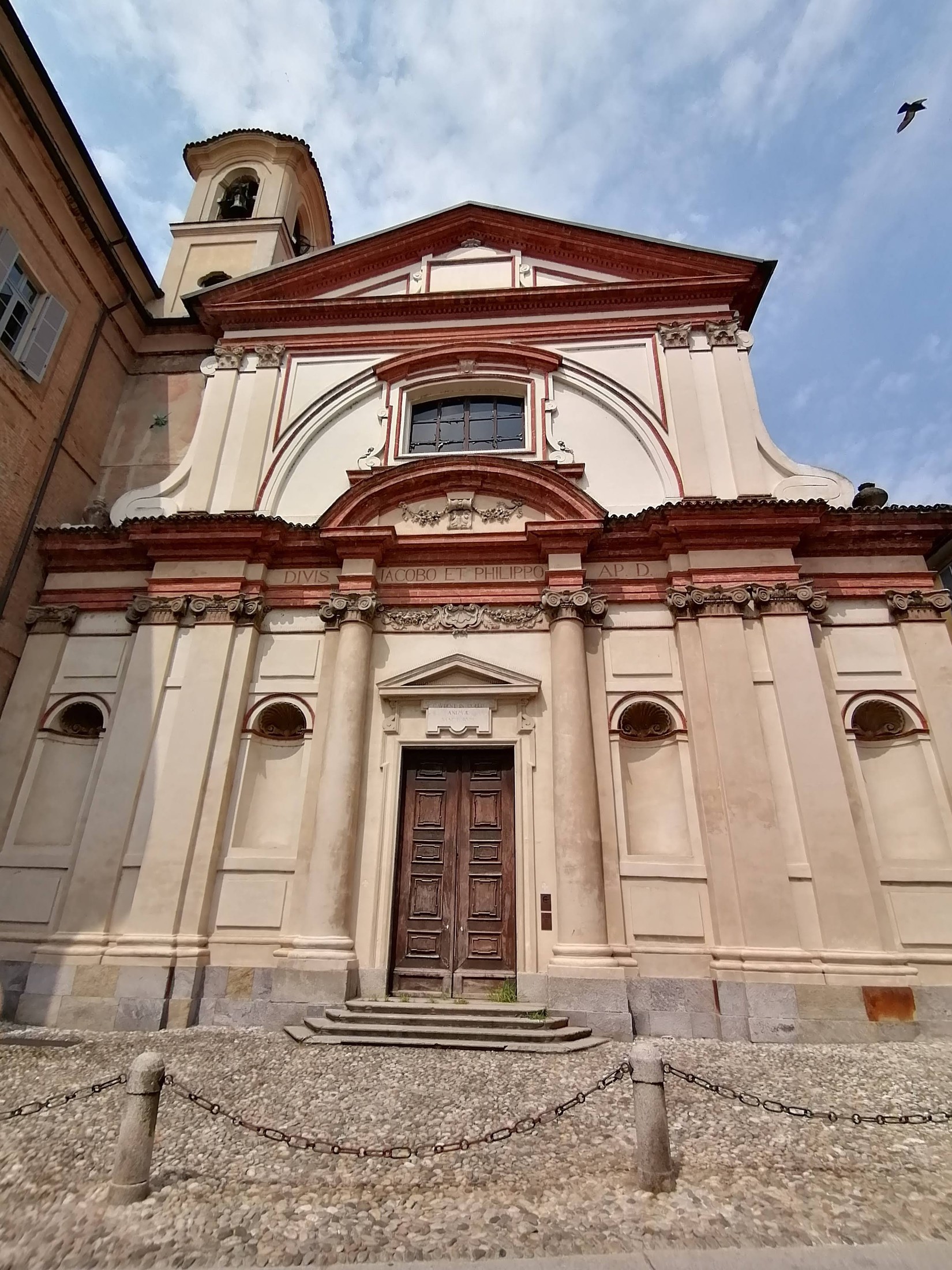 La Chiesa dei Santi Giacomo e Filippo a Pavia. | Pavia in Italy