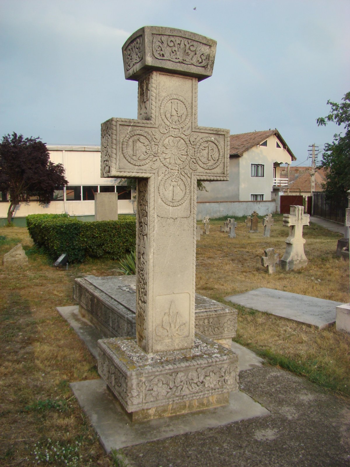 Biserica „Adormirea Maicii Domnului” din Lancrăm | Lancrăm in Romania