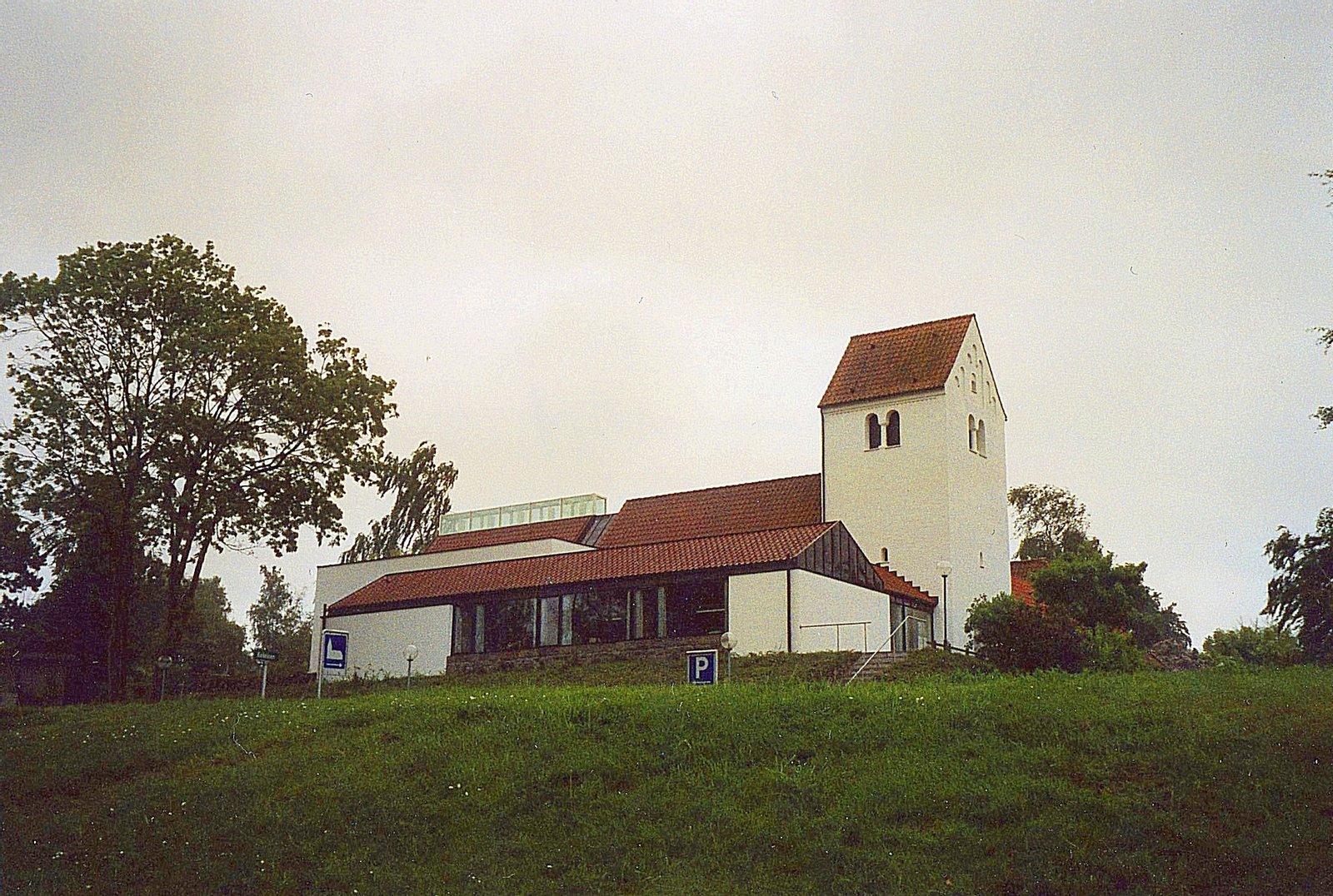 Nærum Kirke, Nærum Sogn, Rudersdal Kommune | Nærum in Denmark