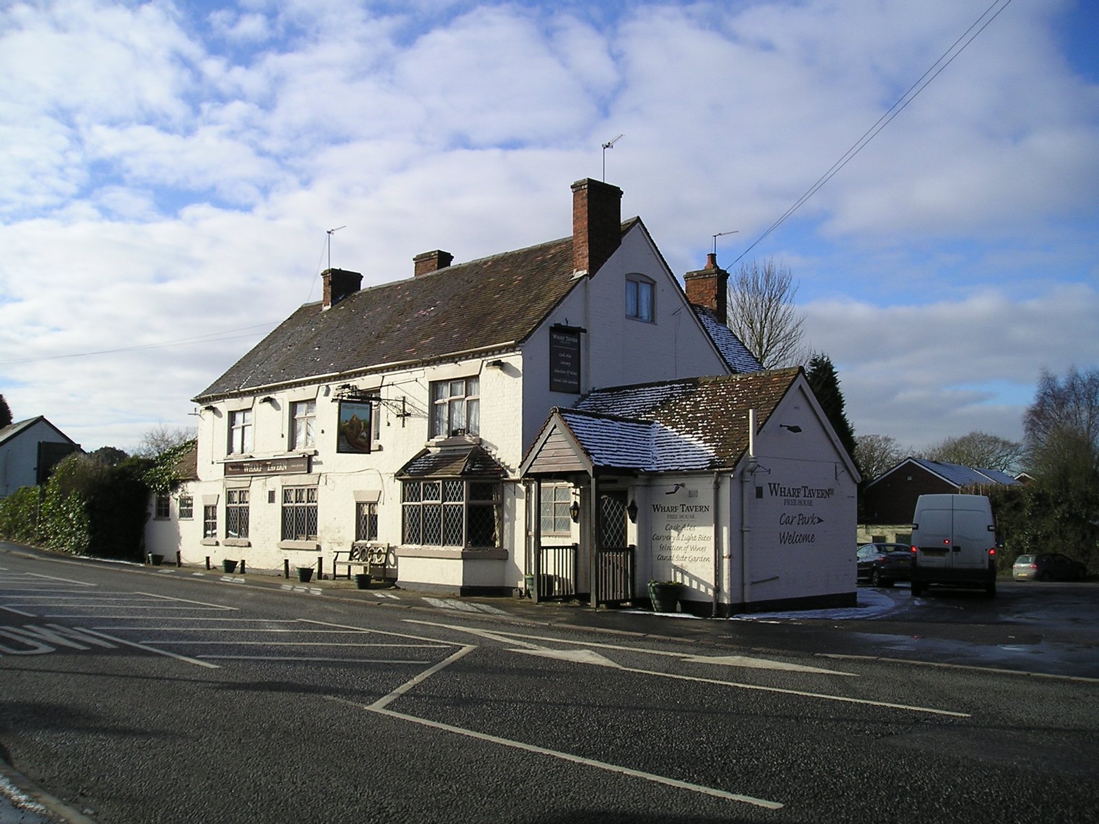 The Wharf Tavern Pub, Hockley Heath, Solihull Stratford Road, Hockley Heath, Solihull, B94 6QT on the Stratford upon Avon Canal
Keywords: Pub, canal, river, riverside pub, canalside, canal side pub, canalside pub, canal pub, canal inn, canalside inn, waterside pub, food, beer, wine, waterway pub, | Hockley Heath in United Kingdom