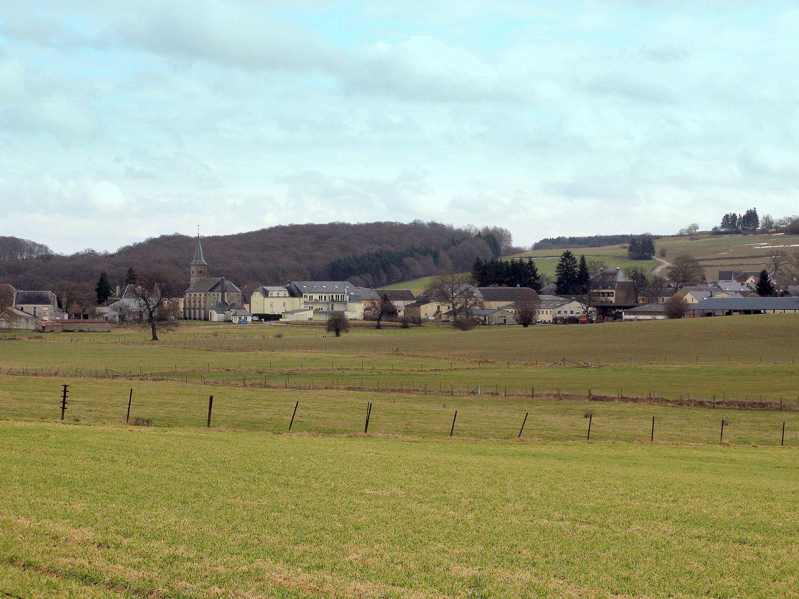 Koler vu Grass aus gesinn | Kahler in Luxembourg