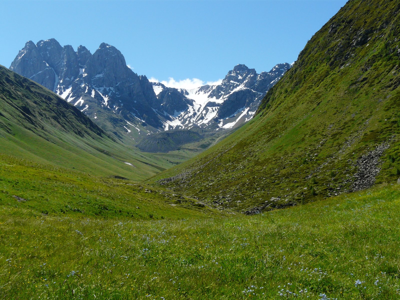 Juta - Mountain Chaukhebi Rd, Juta, Georgia | Juta in Georgia