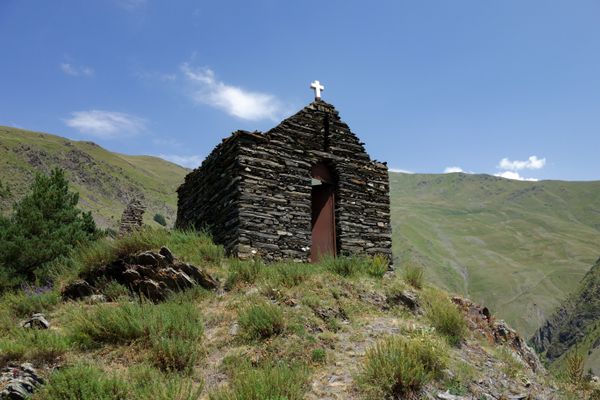 ეს არის ფოტო საქართველოში მდებარე ძეგლის შესახებ, საიდენტიფიკაციო კოდით: | Sno in Georgia