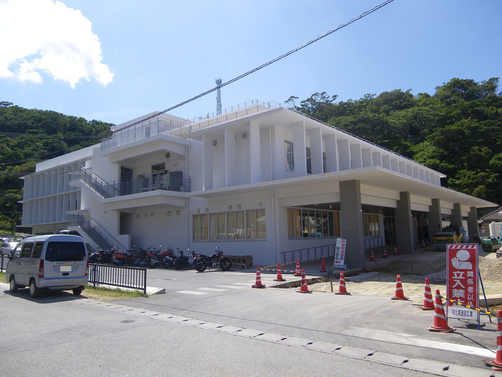 本部町役場（2015年1月5日より業務開始） | Motobu in Japan