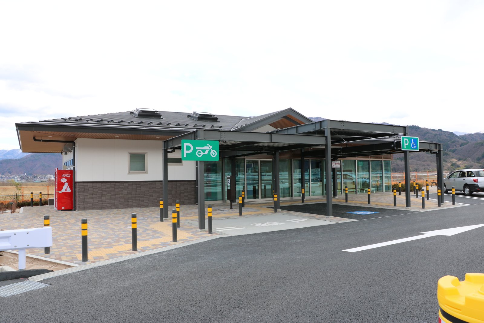 増穂パーキングエリア上り線（山梨県富士川町）。 | Fujikawa in Japan