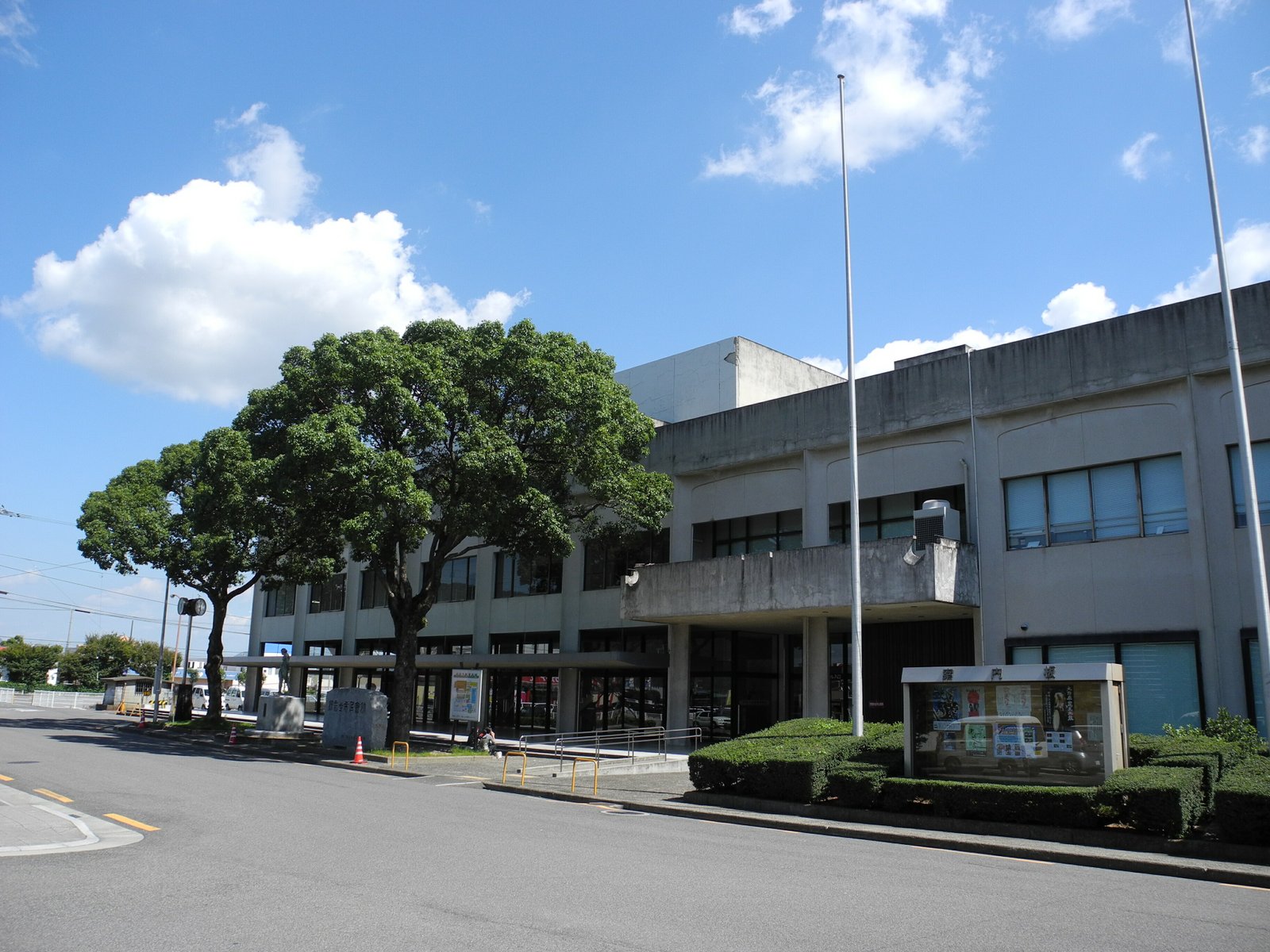 観音寺市民会館(大ホール入口) - ja:香川県ja:観音寺市 | Kan-onji in Japan
