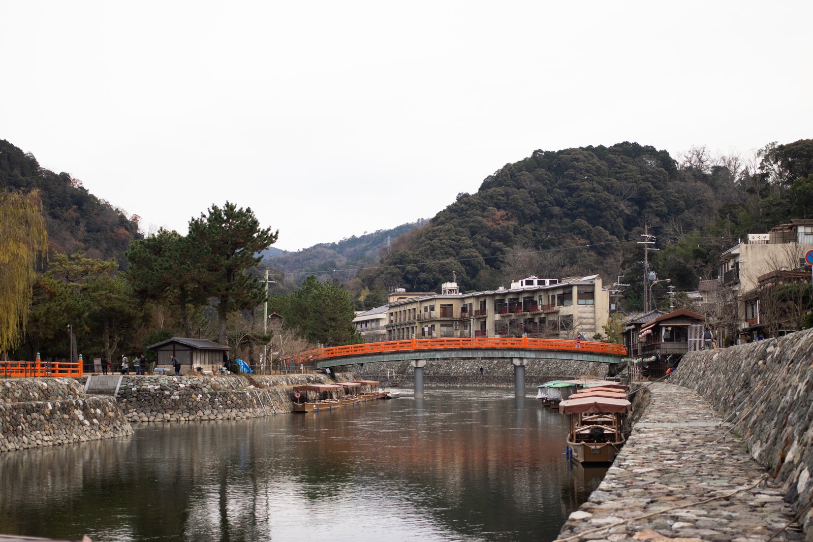 The Kisen Bridge to 字治公園 (Uji Park) which is a small island in the Uji-Gawa River. | Uji in Japan