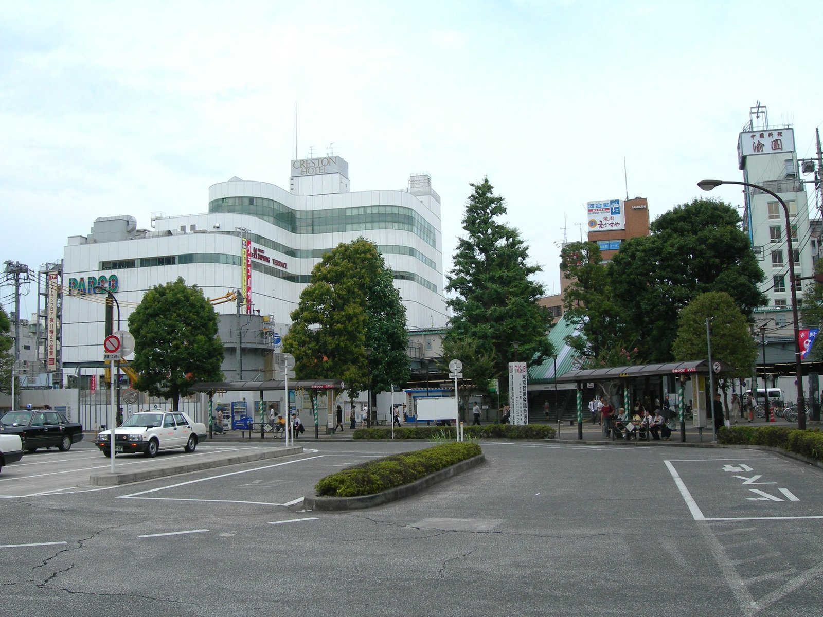 京王電鉄京王線調布駅 南口　ロータリー | Chofu in Japan