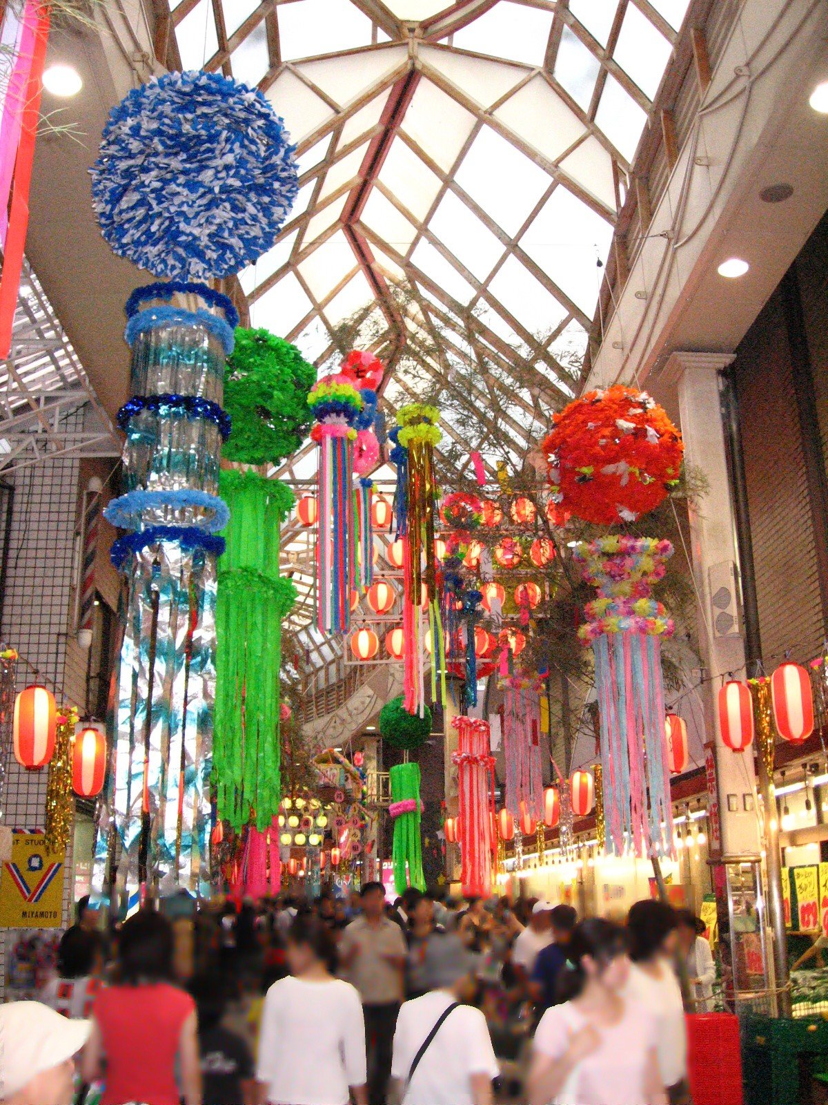 Asagaya Tanabata festival. 2009 August. | Suginami in Japan