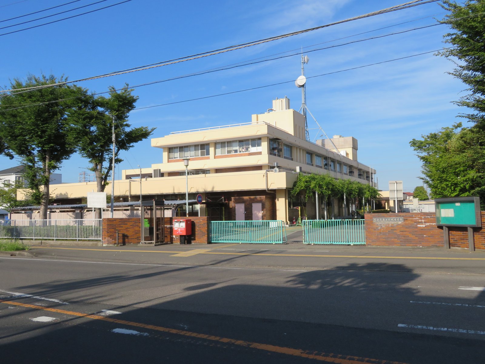 春日部市に所在する埼玉県春日部地方庁舎 | Kasukabe in Japan