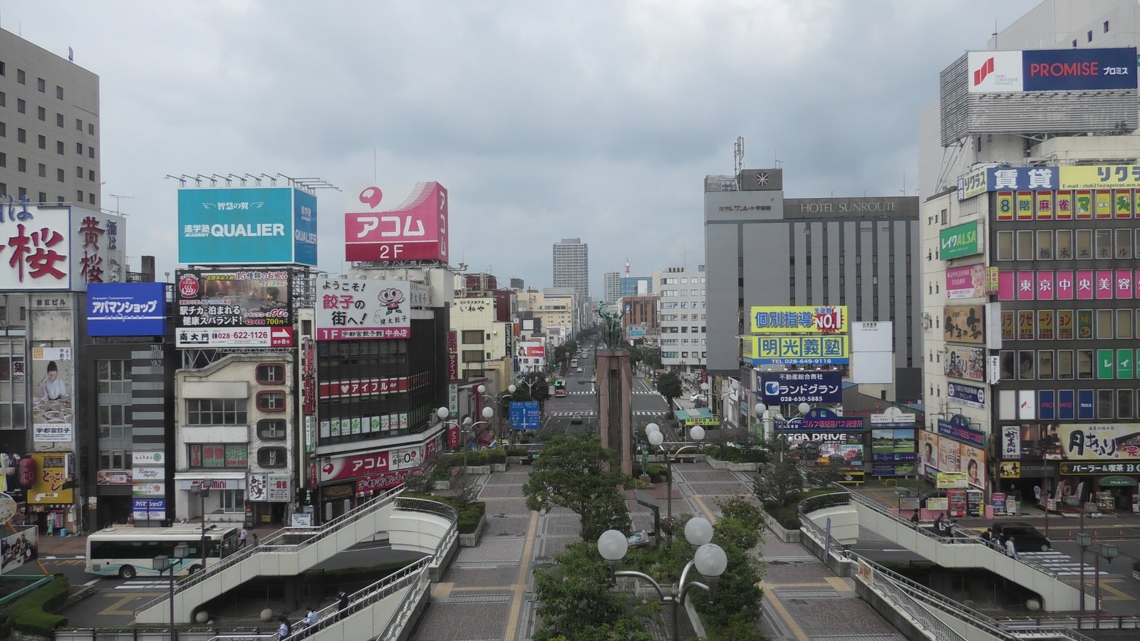 宇都宮駅新幹線ホームより撮影 | Utsunomiya in Japan