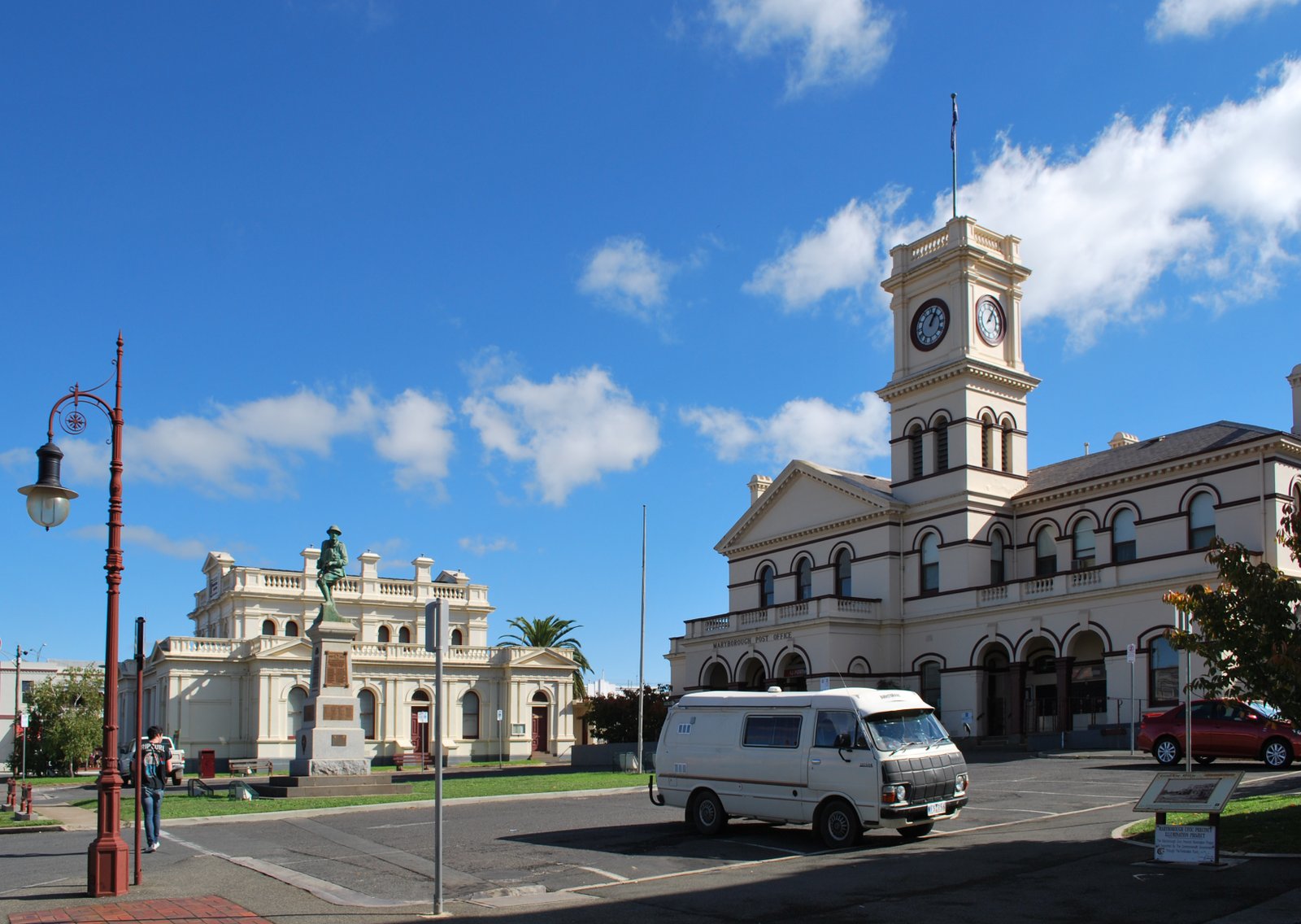 McLandress Square at en:Maryborough, Victoria | Maryborough in Australia