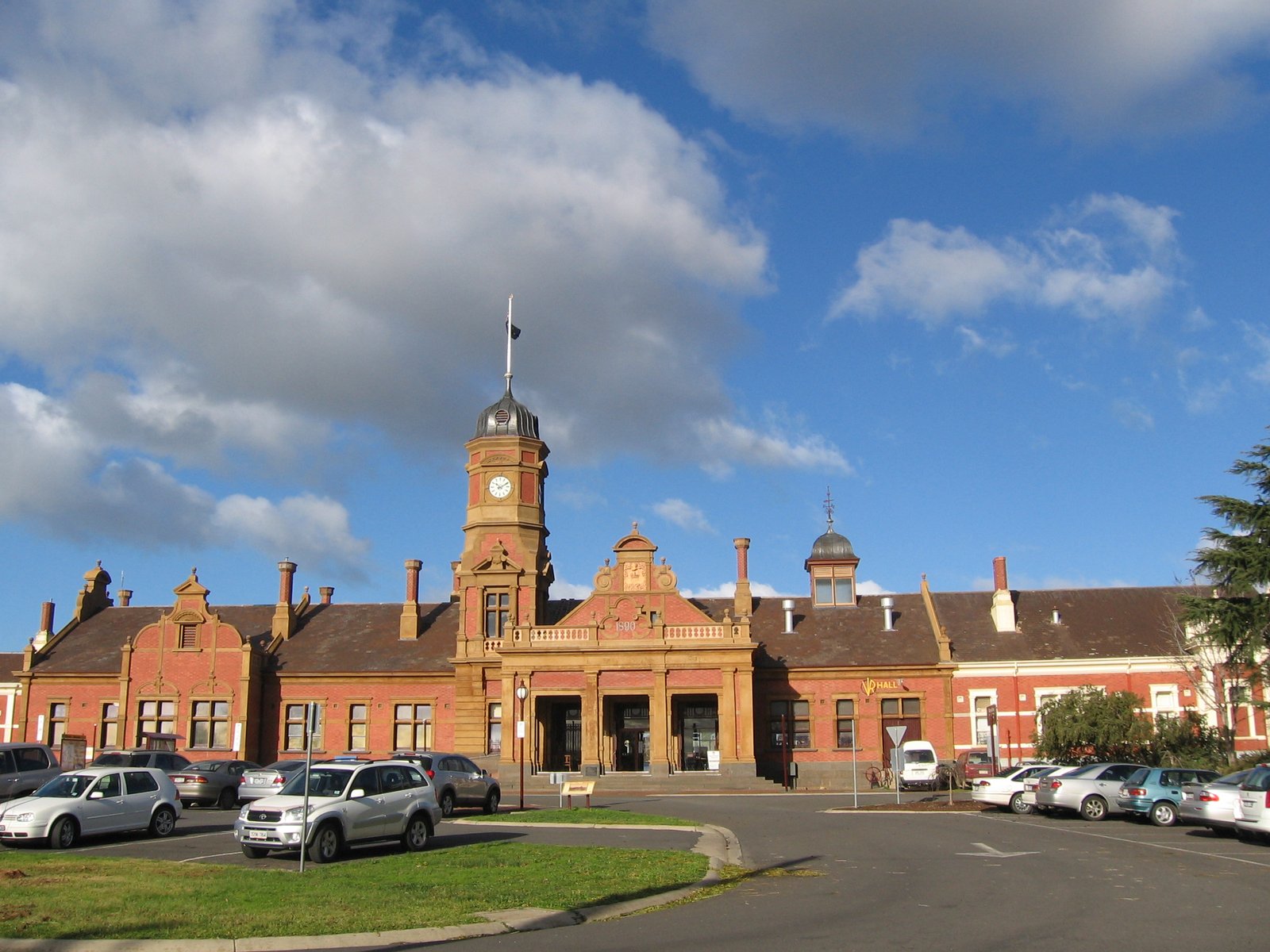 Railway Station at Maryborough, Victoria | Maryborough in Australia