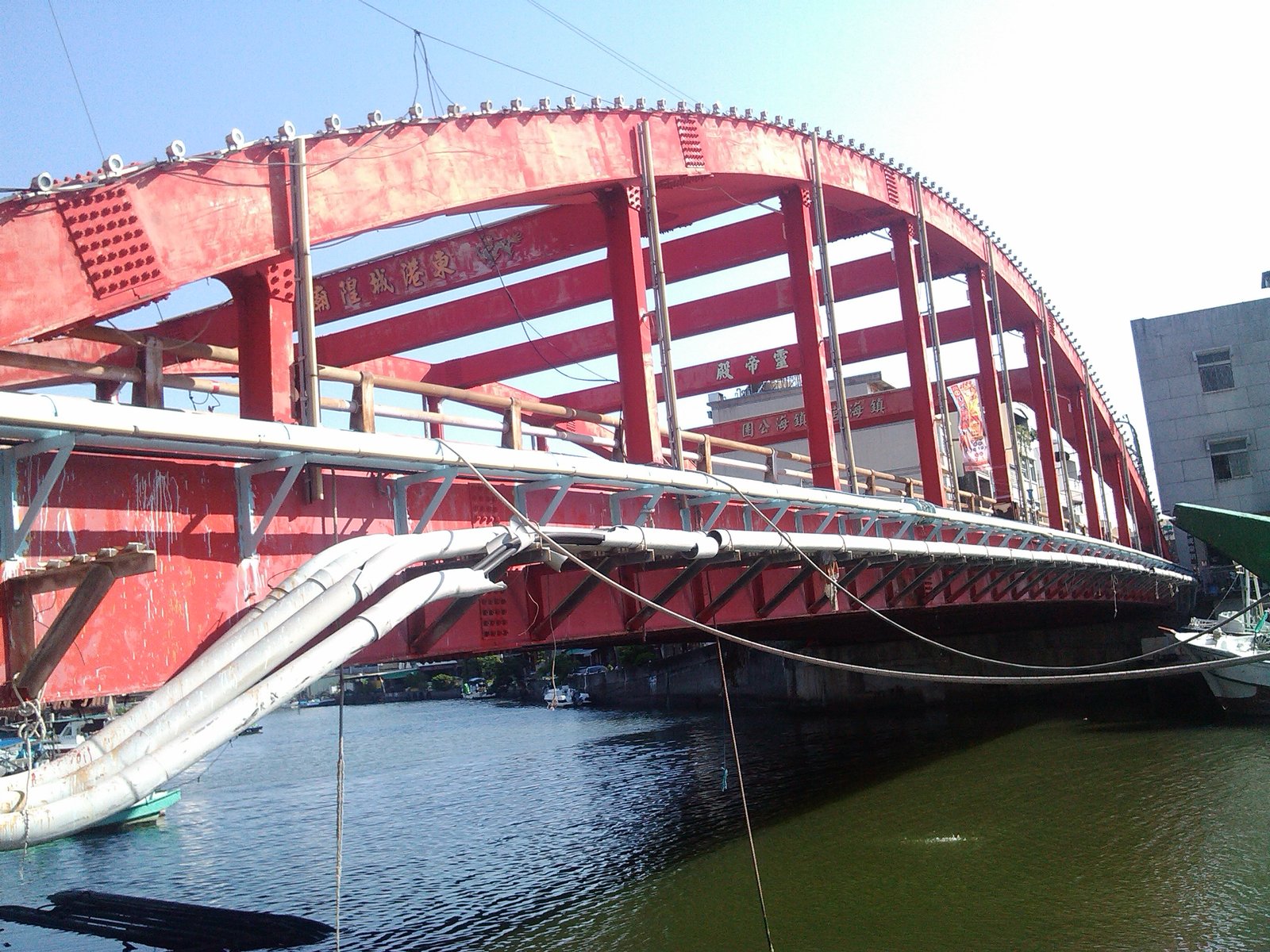 位於東港鎮延平路
市區通往鎮海公園的要道 | Dongang in Taiwan