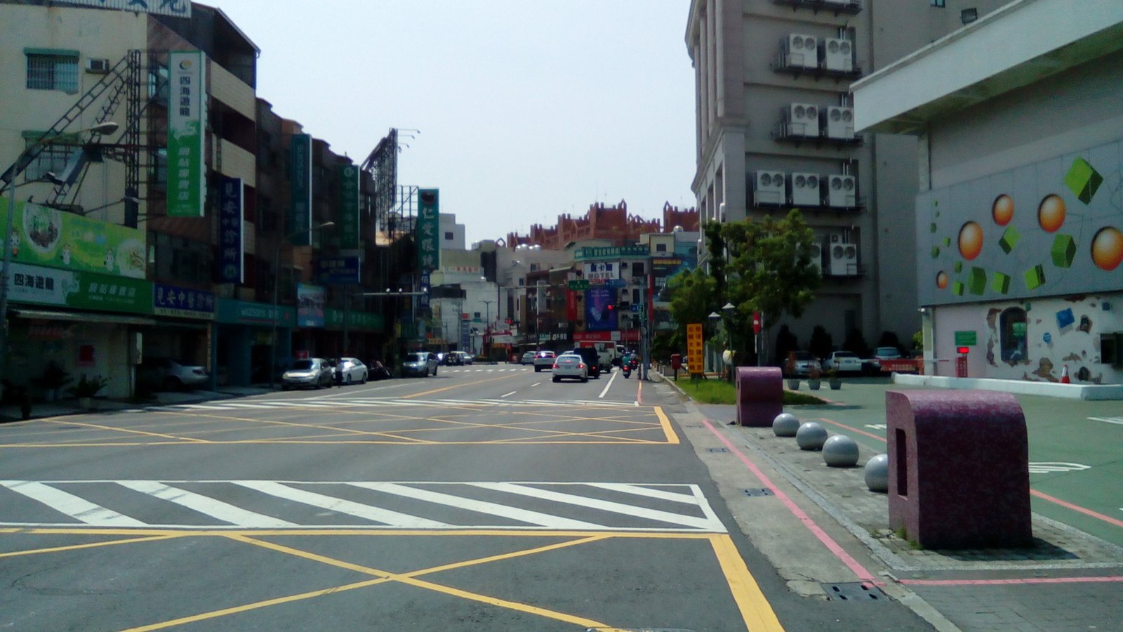 區公所前  147鄉道上 | Rende District in Taiwan