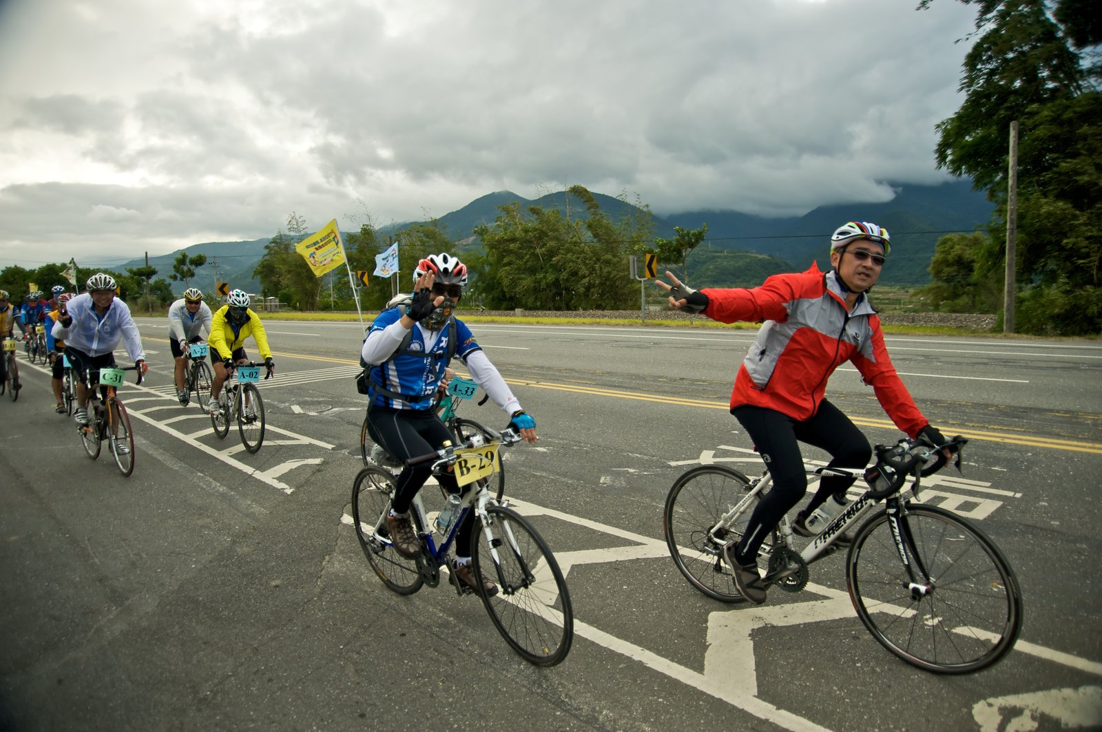 Bicyclists tour through the FuLi Town on the Huatung Highway in Taiwan | Fuli in Taiwan