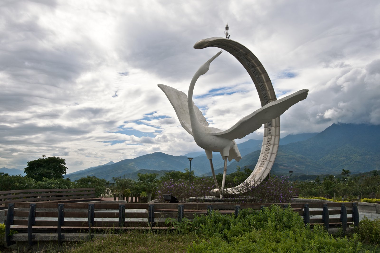 TienHe Tea Mascot Statue in the famous WuHe tea-producing area in Ruisui, Wuhe, Taiwan | Ruisui in Taiwan