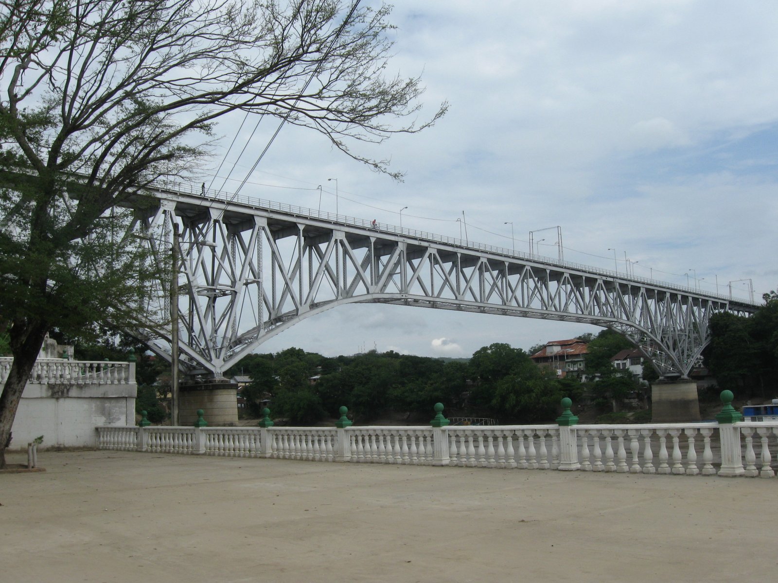 Mirador del río Magdalena en el municipio de Flandes. | Flandes in Colombia